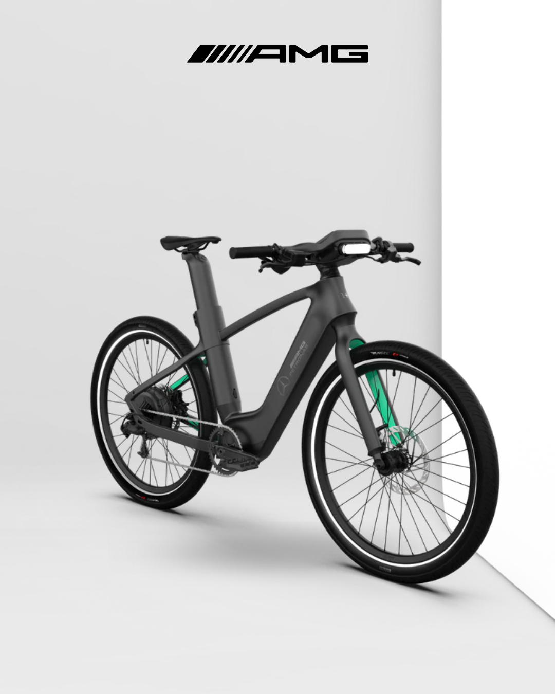 Mercedes-AMG PETRONAS F1® Team Track Edition 250 Electric Bike
