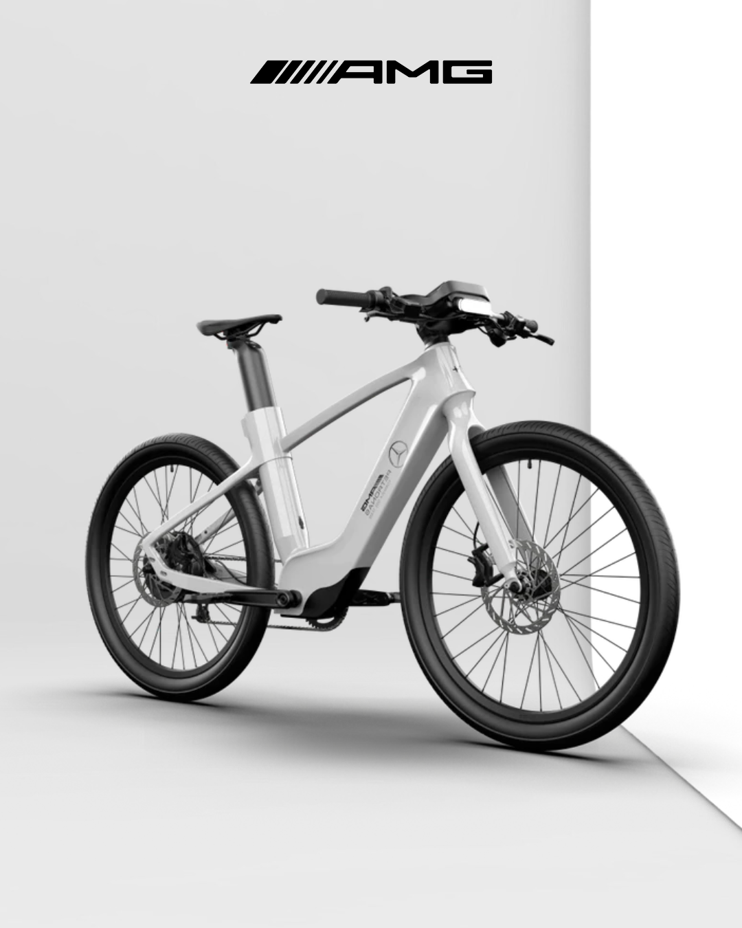 Mercedes-AMG PETRONAS F1® Team City Edition 250 Electric Bike