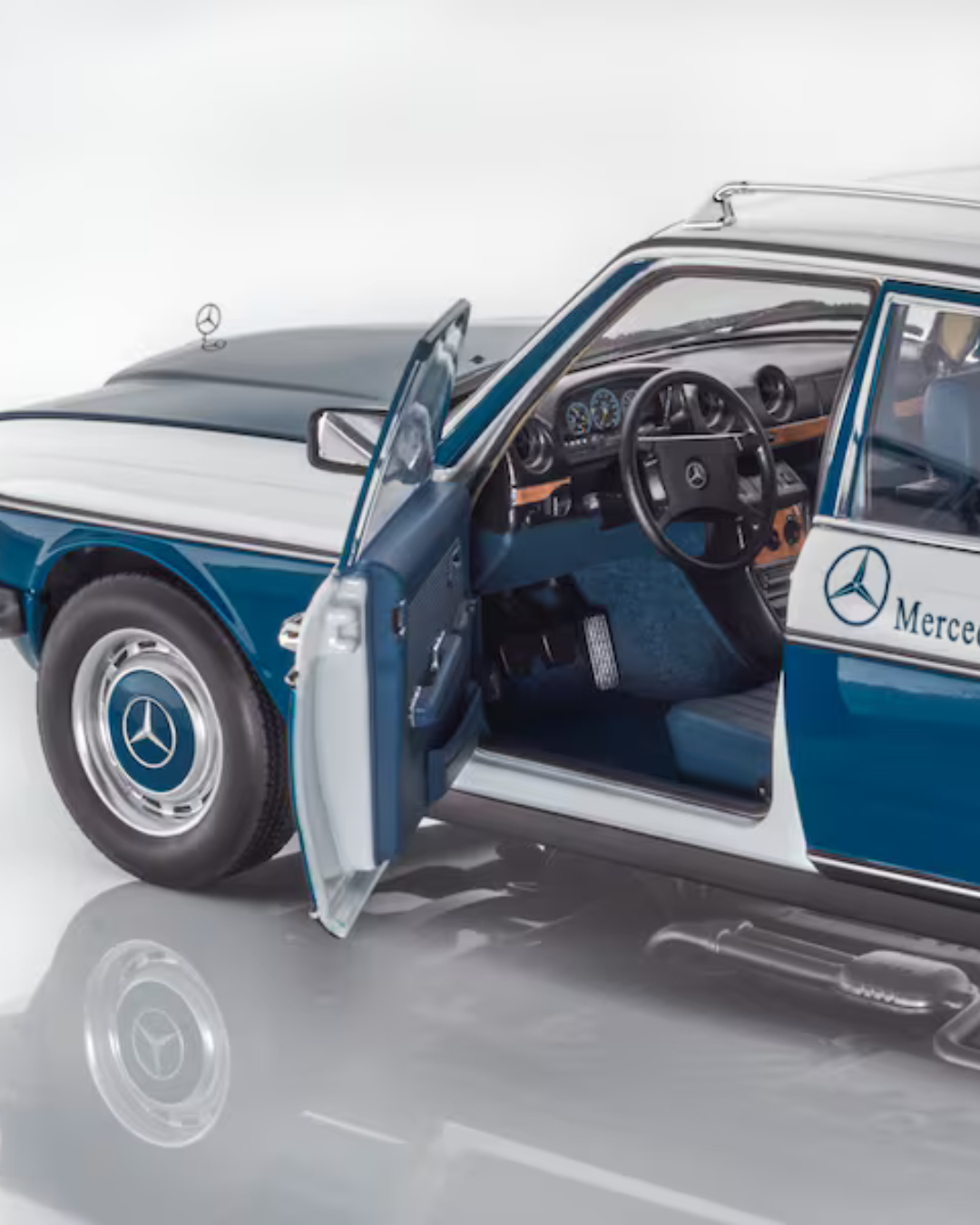 200 Break S S123 (1980-1985), Voiture de service