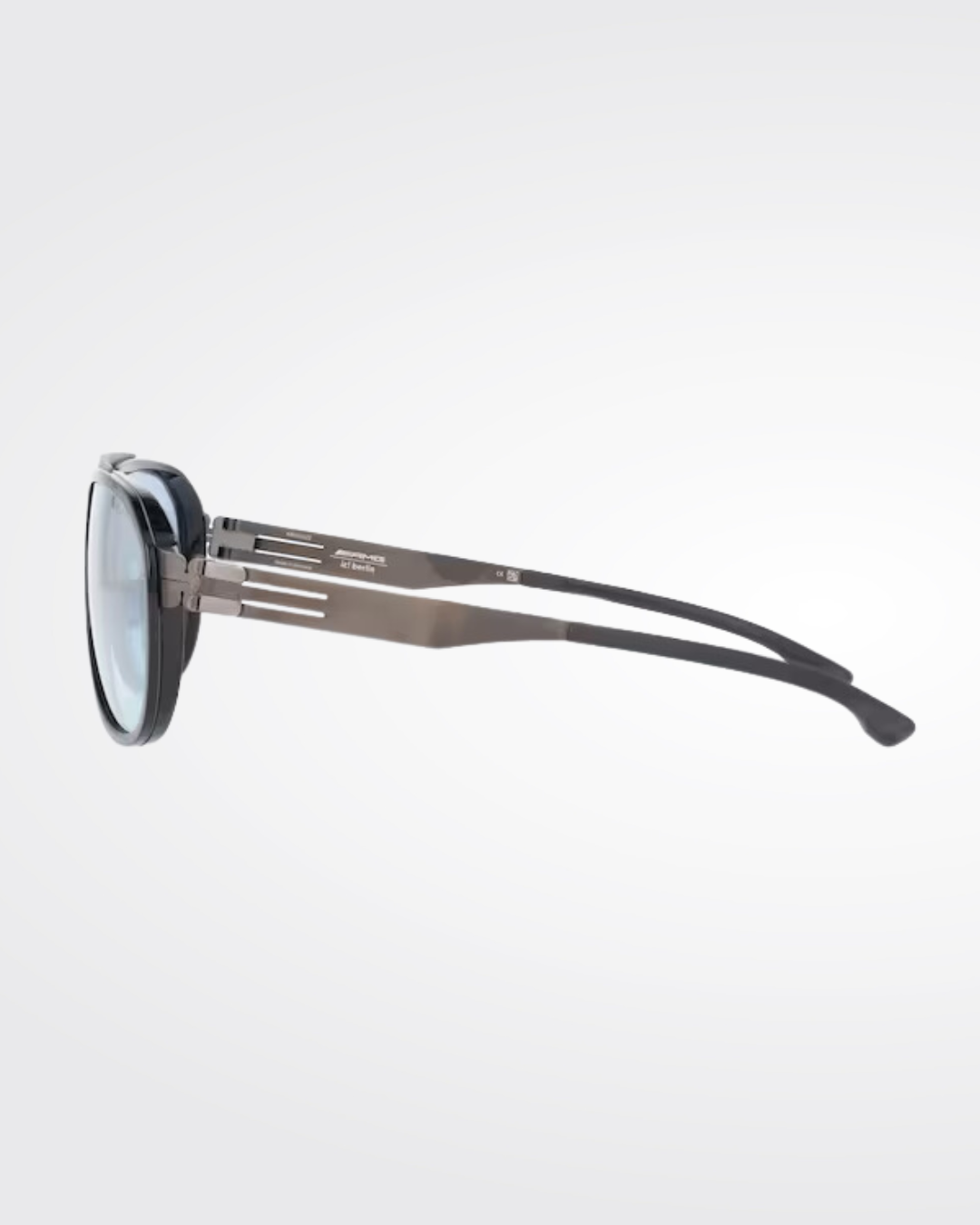 Lunettes de soleil AMG, Business